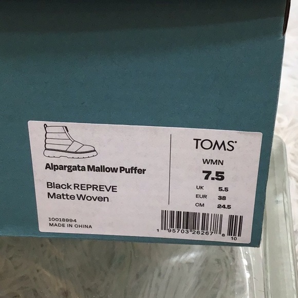Toms Alpargata Mallow Puffer black boots NWT - Picture 11 of 15